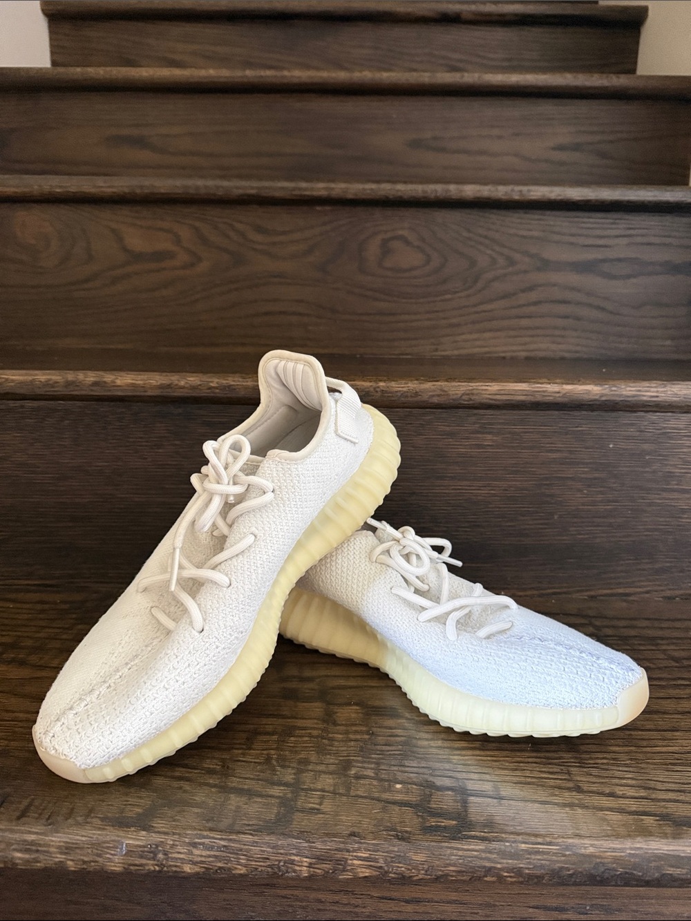 Yeezy White Men's Sneaker - Picture 3 of 10